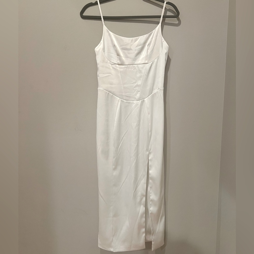 Chic midi dress with high slit and corset illusion dress